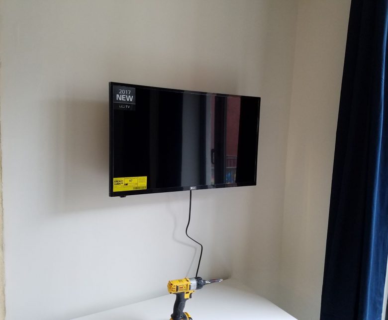 TV mounting services in NYC 4